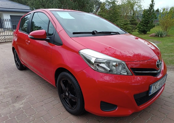 Toyota Yaris cena 29900 przebieg: 123000, rok produkcji 2012 z Golczewo małe 232